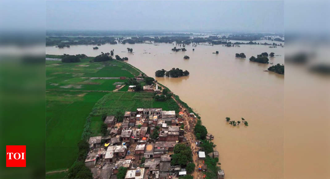 Flood Uttar Pradeshs Flood Woes Continue Toll Touches 104 Lucknow News Times Of India