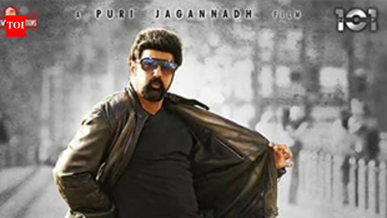 Paisa Vasool Review {3/5}: A racy entertainer that will appeal to audiences, especially to fans