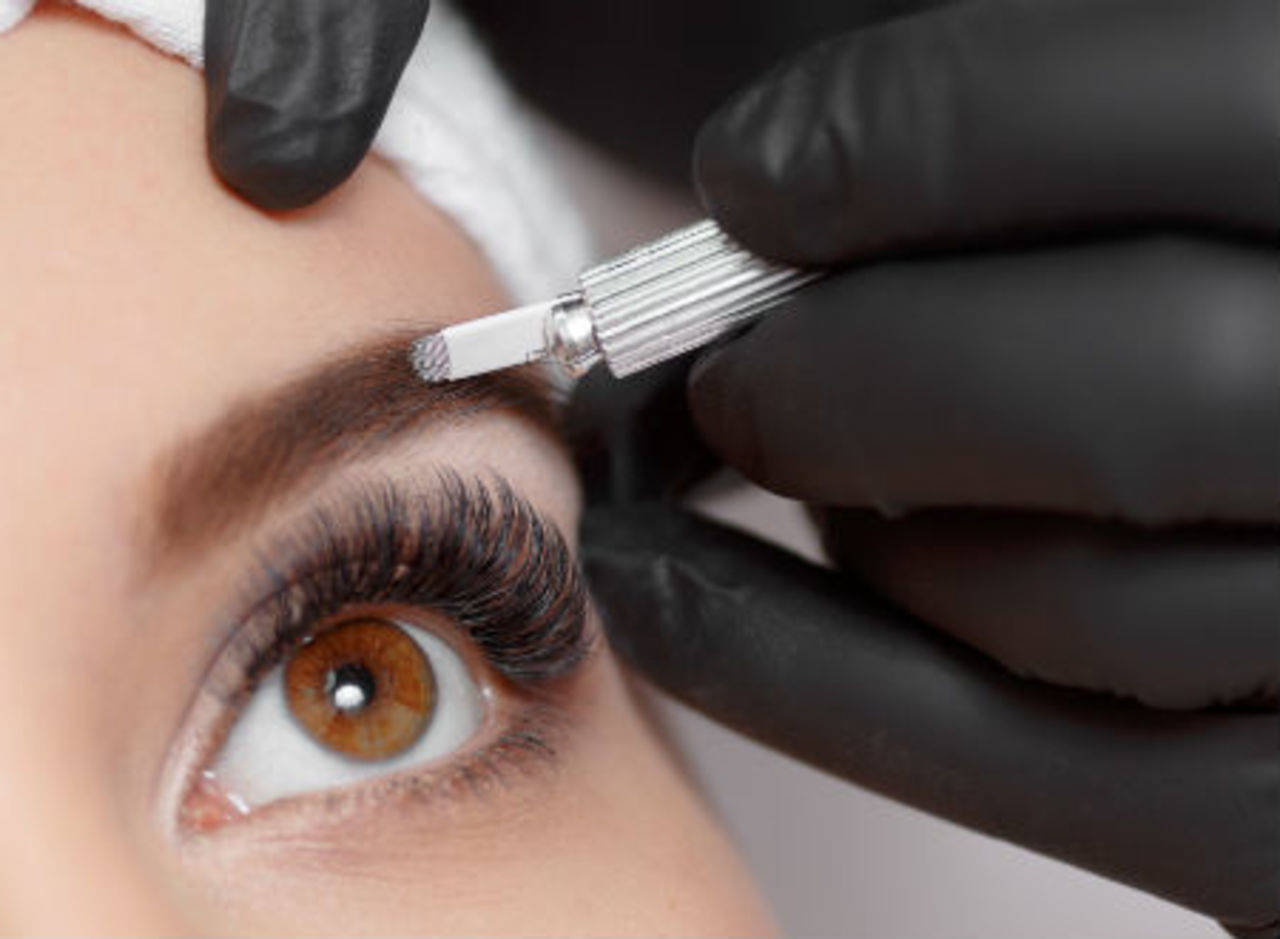 Get the best Eyebrow Microblading service in Kolkata