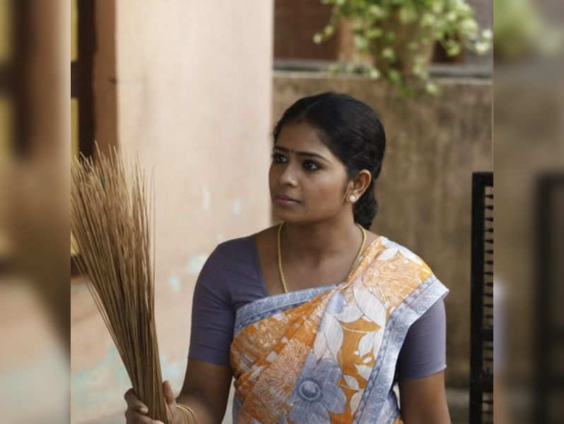 This Is Why Madhumitha Had To Bite Her Neighbour Tamil Movie News 3035