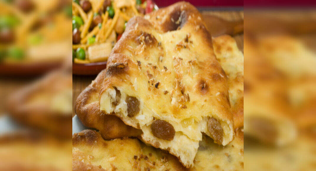 Peshwari Naan Recipe: How to make Peshwari Naan Recipe at Home | Homemade Peshwari Naan Recipe - Tim