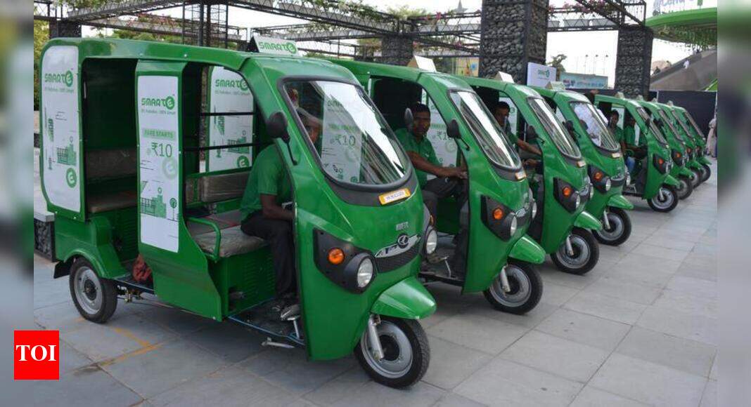E-Rickshaw: Metro starts e-ricks from all Yellow line stations in ...