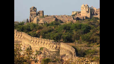 Plan to conserve Jaisalmer, Chittorgarh forts