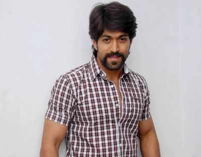 Yash turns television host - Times of India