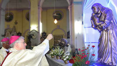 Vatican declares Mother Teresa patron saint of Kolkata