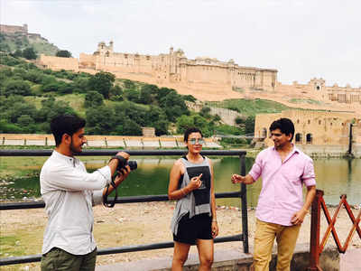 NEW FAD IN THE CITY: Jaipur youngsters are making a noise with independent online videos