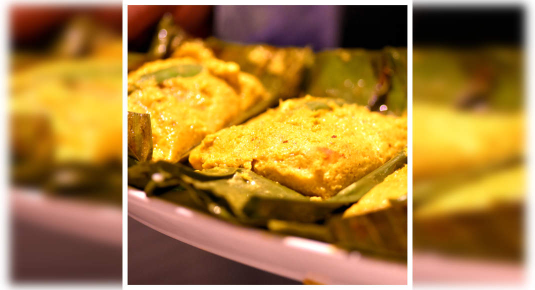 Baked Fish In Banana Leaf Recipe: How To Make Baked Fish In Banana Leaf 