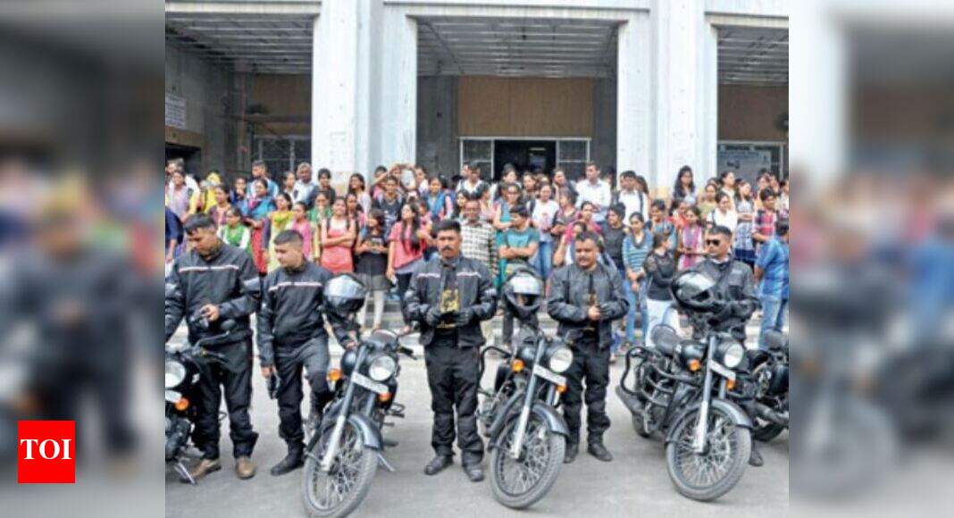 2,620 get job as Gujarat State Road Transport Corporation driver ...