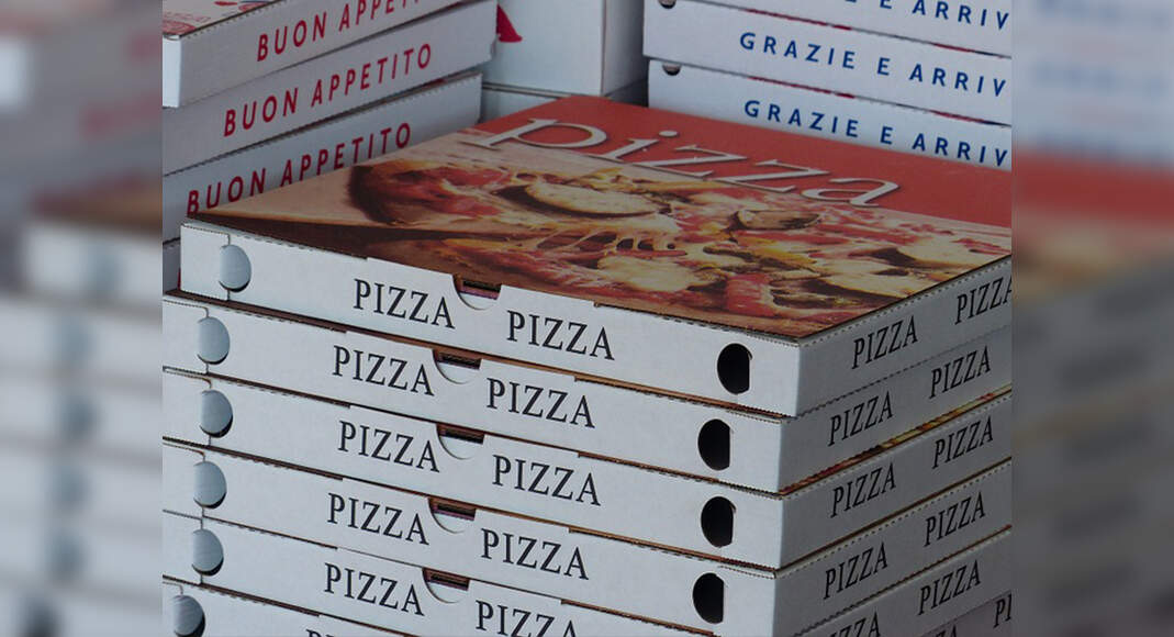 Here's why your pizza box has these tiny holes on the sides