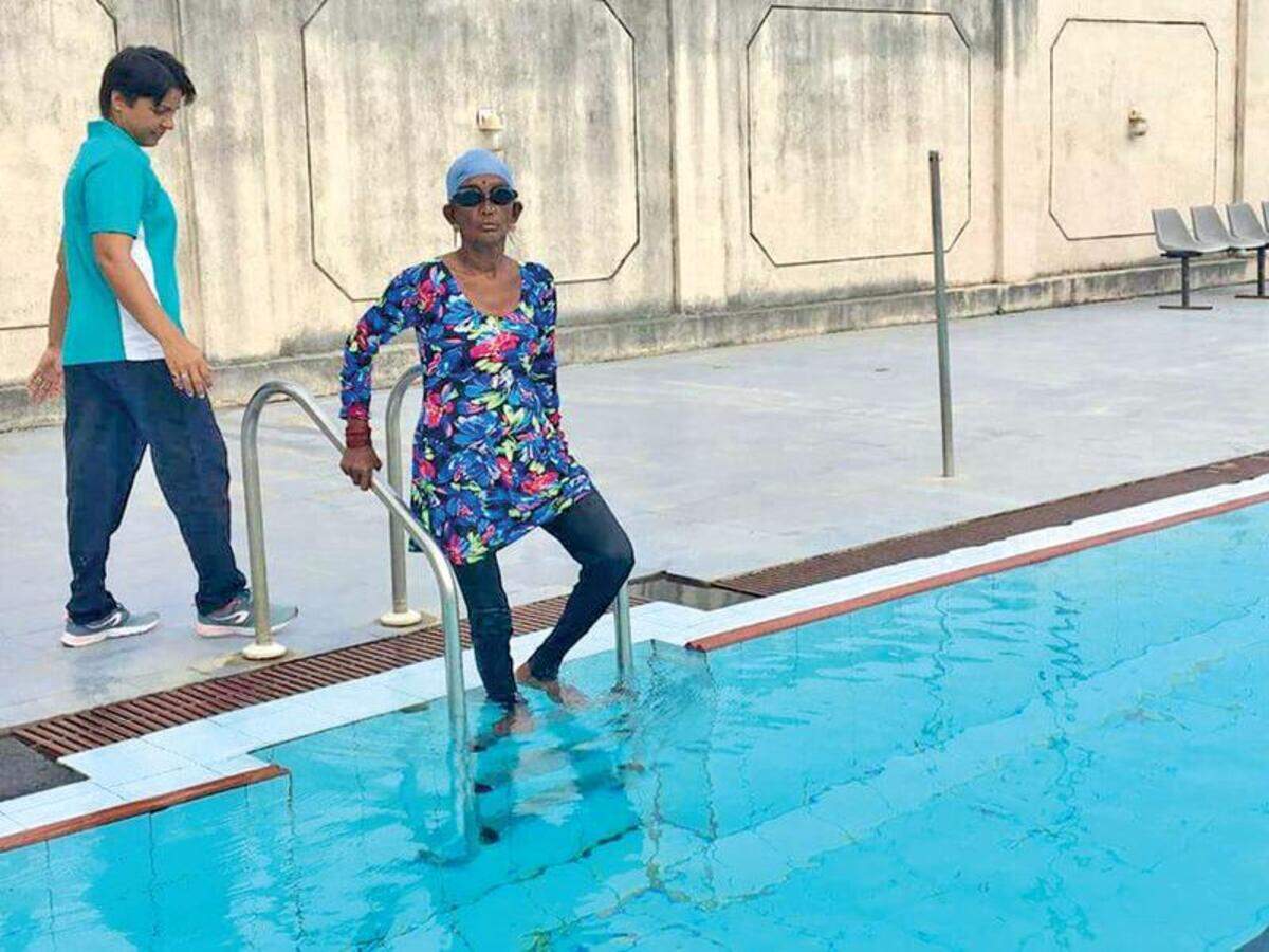 4 year old swimming costume