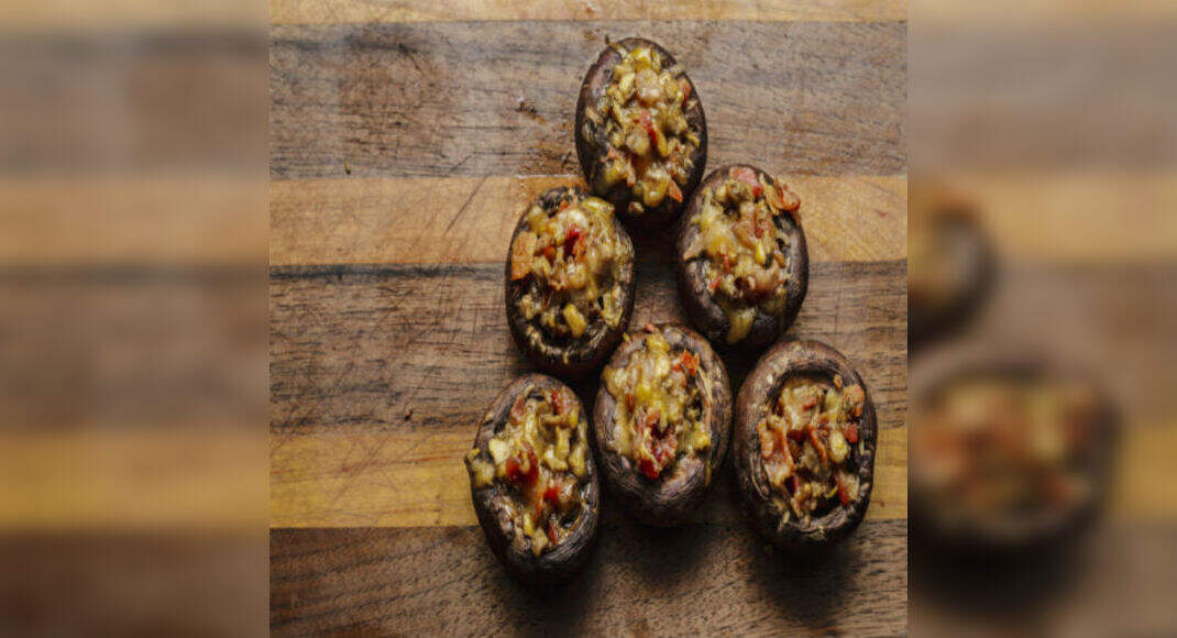 Bacon and Cheese Stuffed Mushrooms Recipe: How to Make Bacon and Cheese