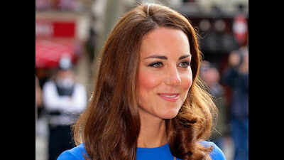 Kate Middleton: Youths go under knife for Kate Middleton's dimples ...