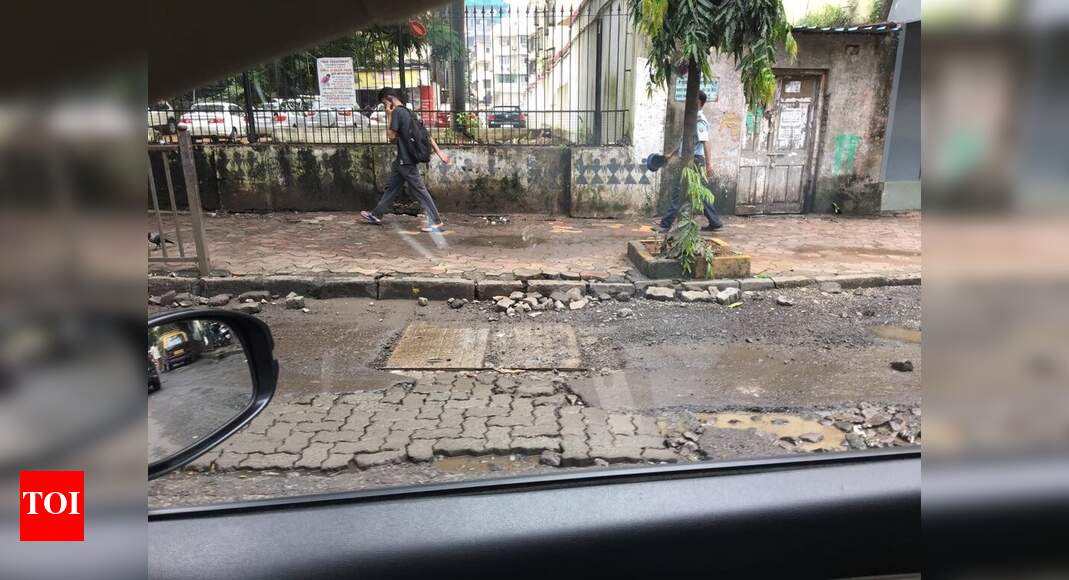 Tardeo outside Dun Apartments Times of India