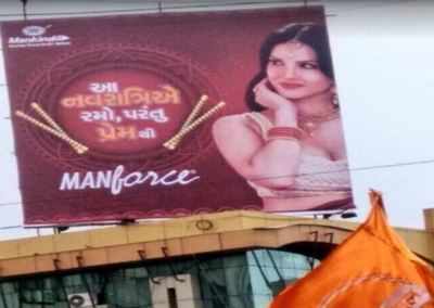 sunny leone condom ad: Condom ad raises hackles, sale firms up 35%