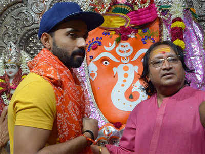 Rahane visits Khajrana Ganesh temple, seeks blessings