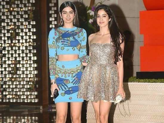 Ambani bash: Jahnavi Kapoor and Khushi Kapoor’s outfits are on point
