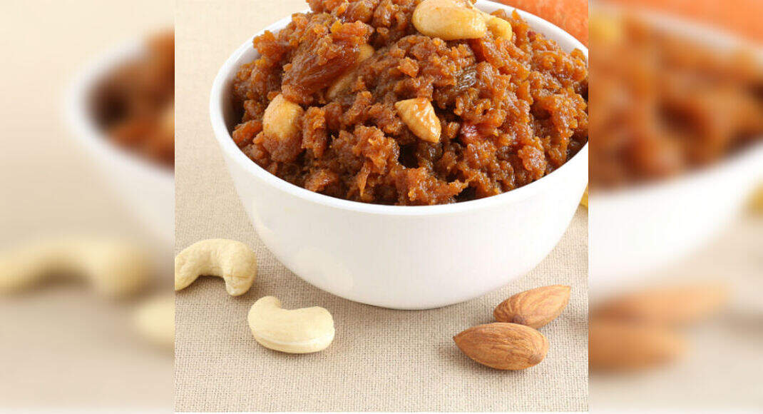 Singhare Ka Halwa Recipe: How to make Singhare Ka Halwa Recipe at Home | Homemade Singhare Ka Halwa 