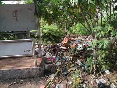 Azadnagar bus stop converted into garbage dumping