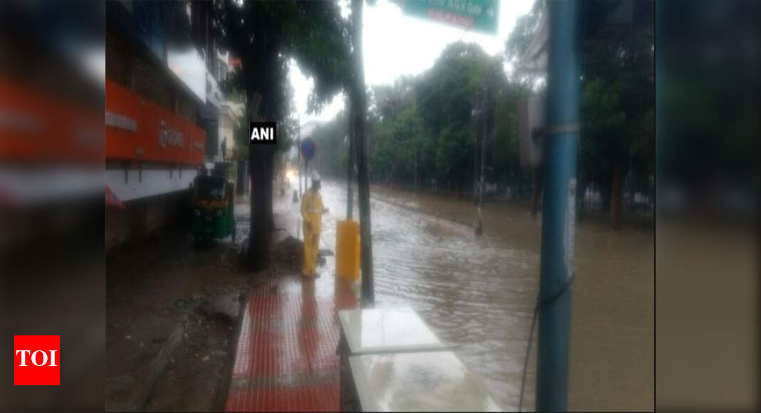 Rains In Bangalore: Normal life affected as heavy rains lash Bengaluru ...