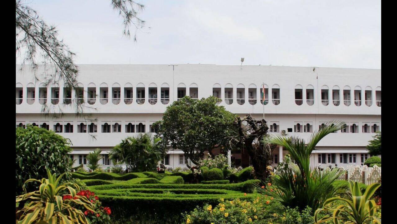 Calicut University: Calicut University set to `rein in' academic chairs | Kozhikode News - Times of India