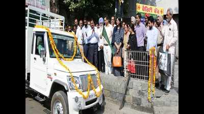 Charity van started in Barnala to collect clothes, shoes, books for needy people