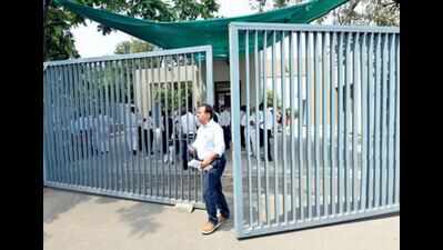 Gujarat high court lawyers strike work | Ahmedabad News - Times of India