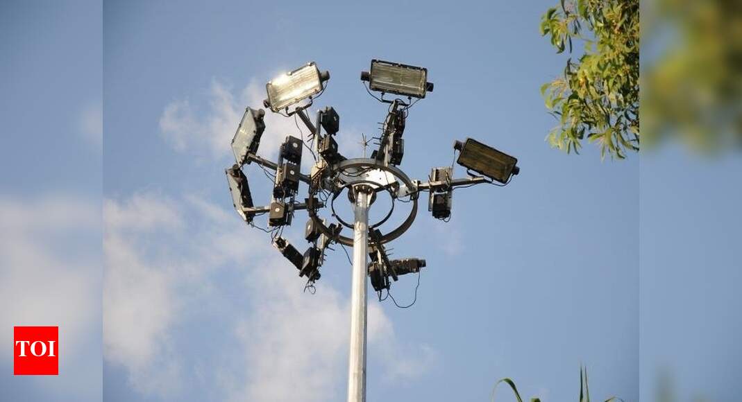 Complaints about faulty street lights can now be lodged on Reliance