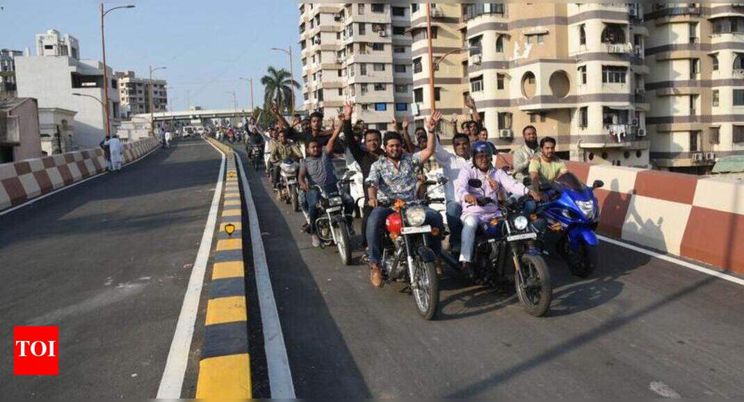 AdajanKatargam bridge inaugurated from two ends Surat News Times