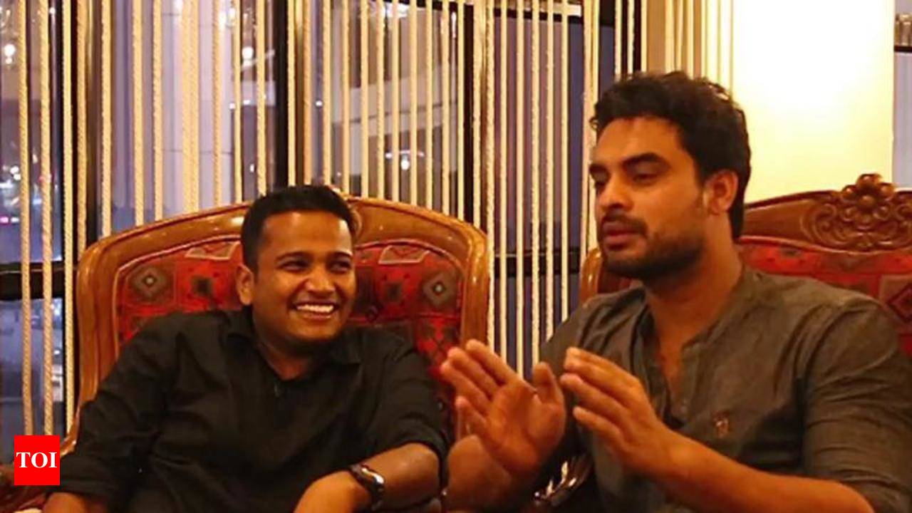 Godha s director Basil Joseph lauds Tovino s Tharangam Malayalam