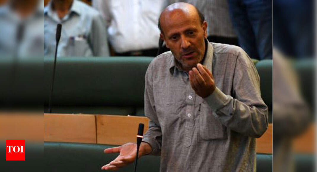 j-k-mla-appears-before-nia-for-questioning-in-terror-funding-case