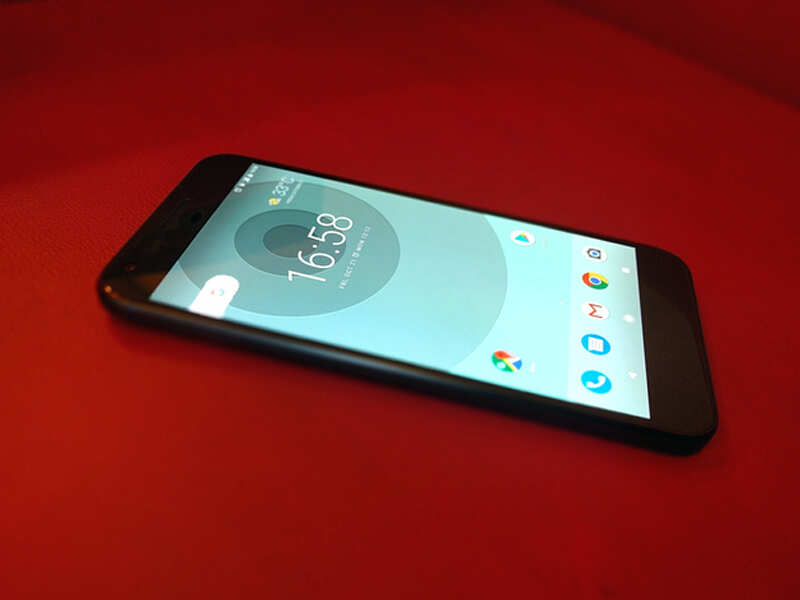 Google Set To Launch Its Iphone X Rivals Pixel 2 And Pixel 2 Xl Google Set To Launch Its Iphone X Rivals Pixel 2 And Pixel 2 Xl