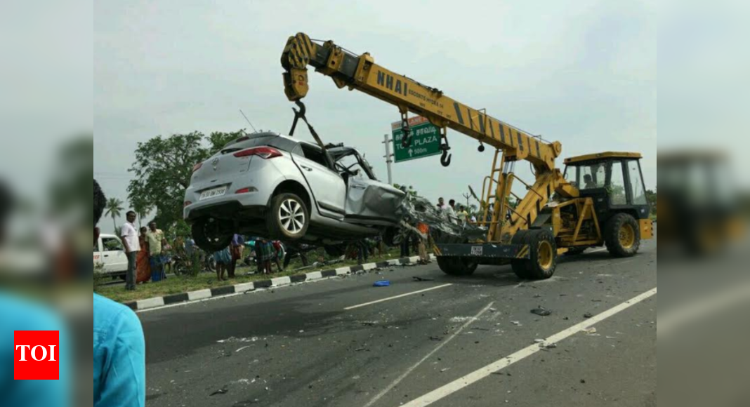 Three die in TN as car collides with truck after tyre burst | Chennai ...