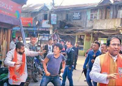 Darjeeling mob chases BJP state president, thrashes colleagues