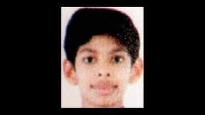 Speeding truck kills 12-yr-old boy at Maradu | Kochi News - Times ...