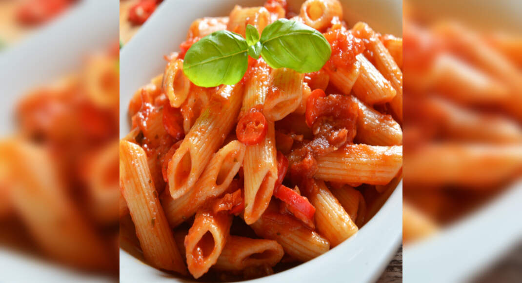 Arrabbiata Pasta Recipe: How to Make Arrabbiata Pasta Recipe | Homemade Arrabbiata Pasta Recipe