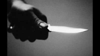 Man stabs wife for not fasting, then kills self