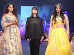 Fashion designer Neeta Lulla with Suman Ranganath and Saina Nehwal