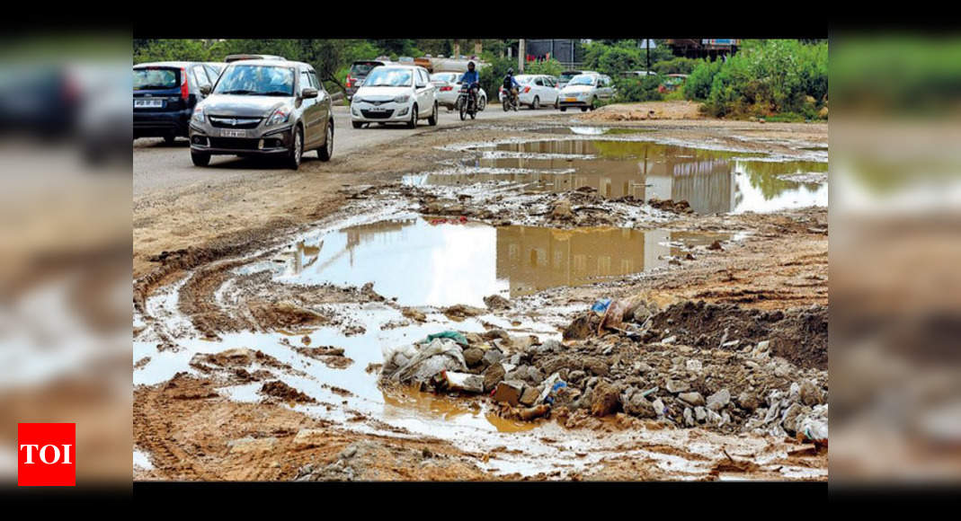 hyderabad-iit-graduate-launches-campaign-to-fix-roads-in-6-months-or