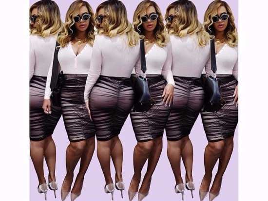 Beyonce has yet again put her bodacious body on display in this skin-tight ensemble