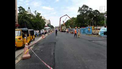 4-lane Anna Salai to be back soon, metro tunnelling ends next month