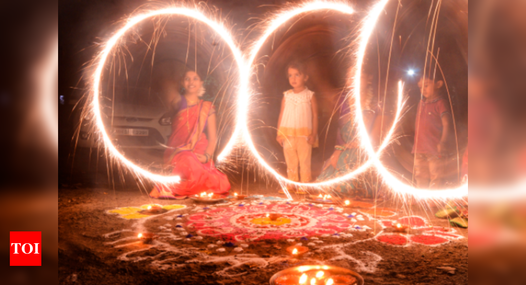 Essay Advantages And Disadvantages Of Diwali Festival