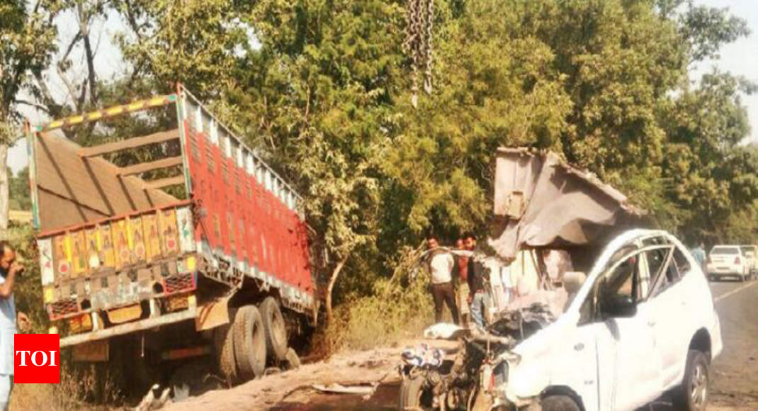 7 Killed, 9 Injured In Car-truck Crash In Mansa | Chandigarh News ...