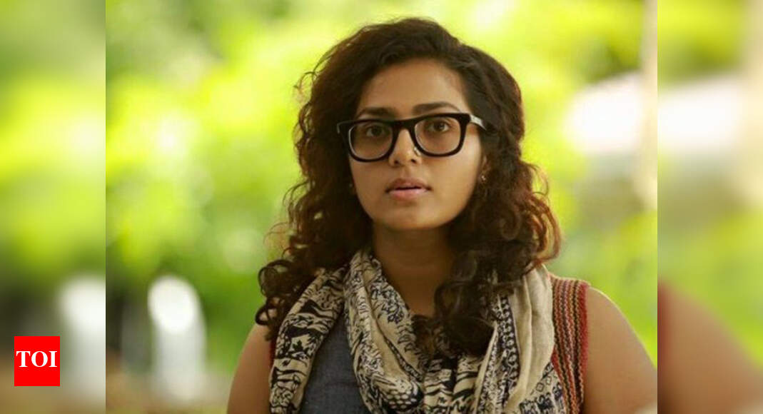 Actress Parvathy proves to be an alert citizen. This is how ...
