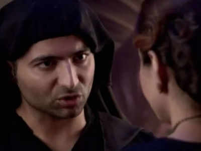 Kumkum Bhagya written update, October 18, 2017: Pragya is on a mission to get the property papers