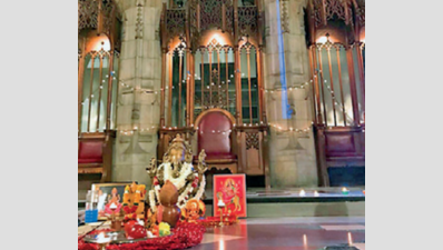 Indian students celebrate Diwali at Chicago varsity chapel | Kolkata