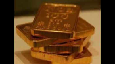 Woman smuggling gold held at airport