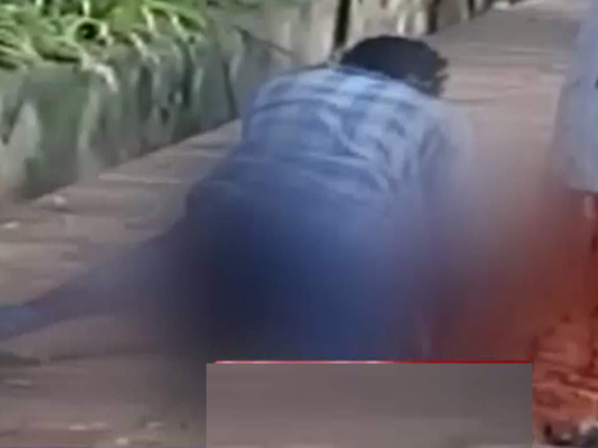 Woman raped in broad daylight, bystanders watch the horror | City - Times  of India Videos