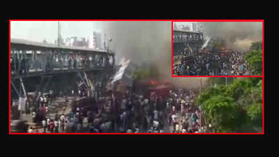 Mumbai: Major fire breaks out near Bandra station