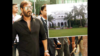 Shooting of Raid stalled in Lucknow