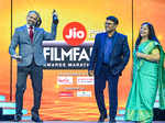 Rajesh Mapuskar receives the Best Screenplay award